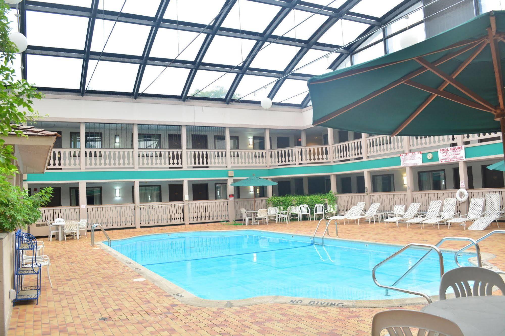 Elk Grove Hotel Elk Grove Village Eksteriør billede